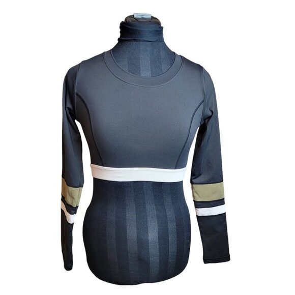 Long Sleeve Colorblock Peekaboo Back Crop Top - Super Cute - Picture 2 of 7